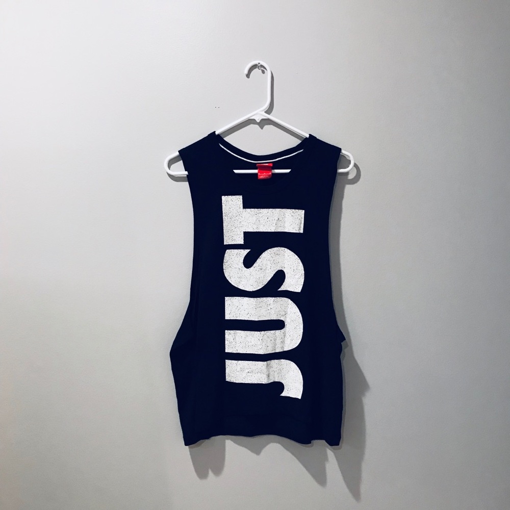 Nike drop arm tank top